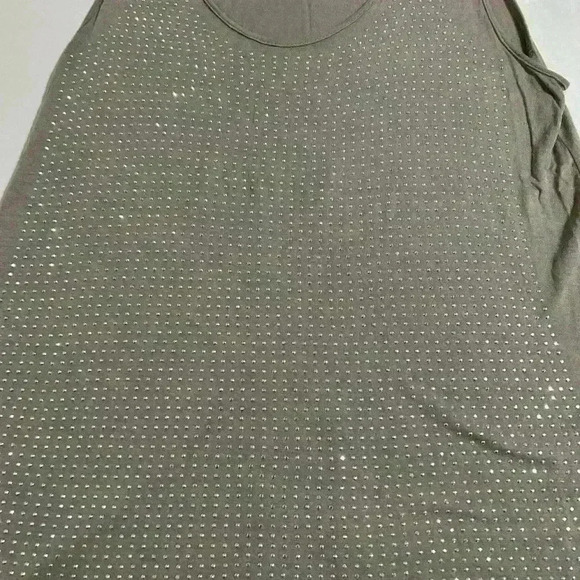 Daytrip studded tank top - Picture 2 of 8